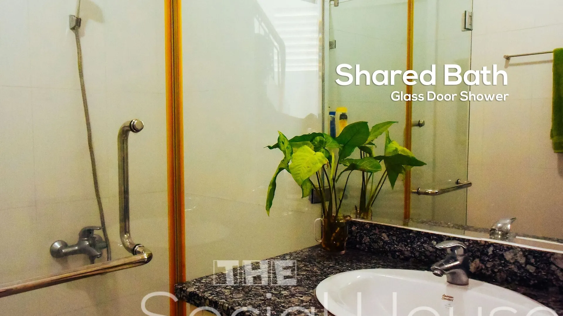 Hotel The Social House - City Villa Ho Chi Minh City