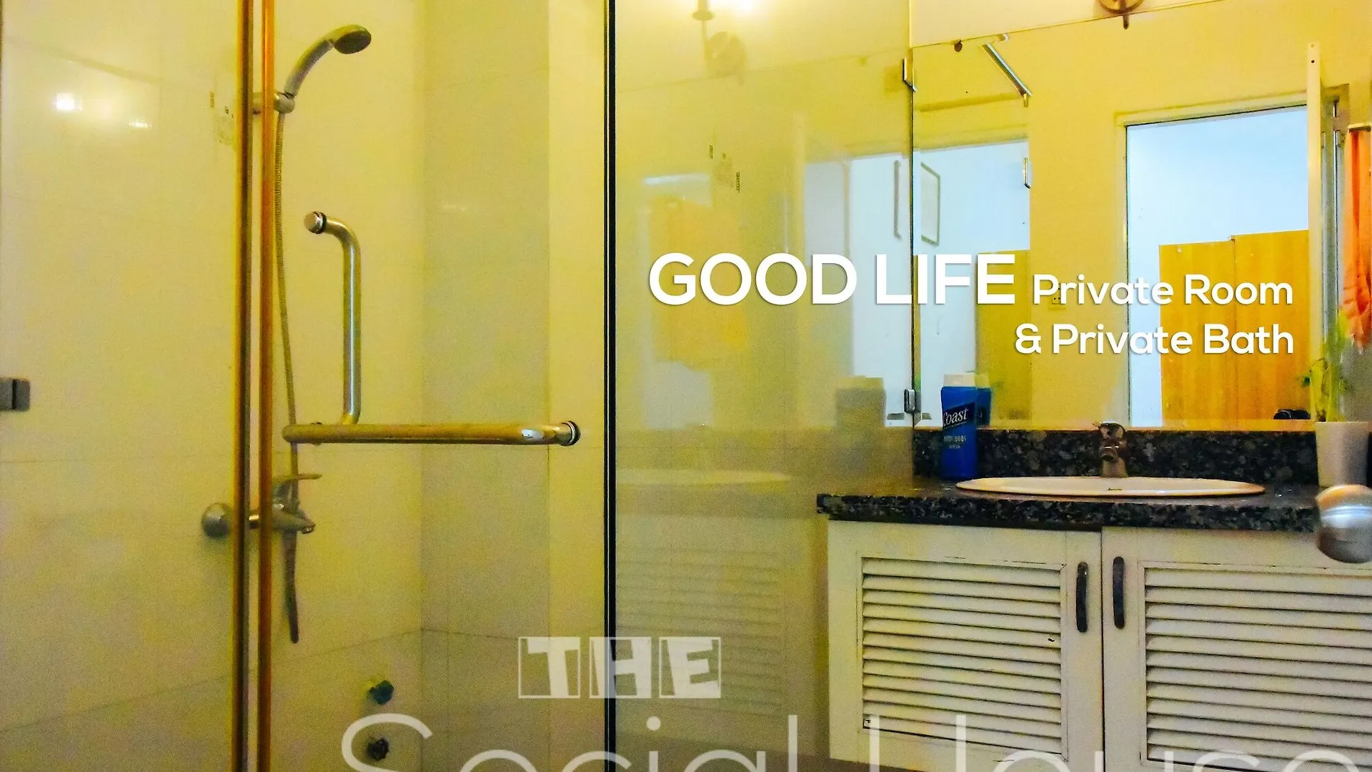 The Social House - City Villa Ho Chi Minh City 2*,